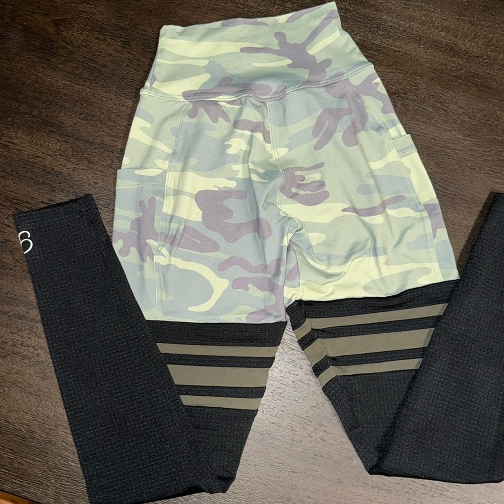 Bon sell beautiful leggings XS